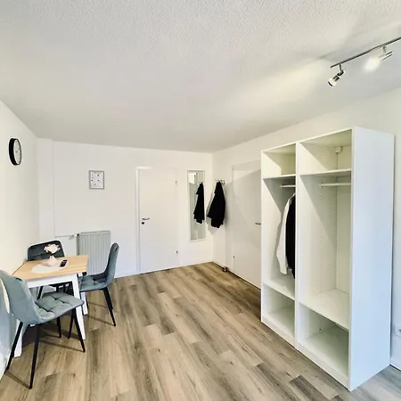 아파트 4you Koeln-frechen